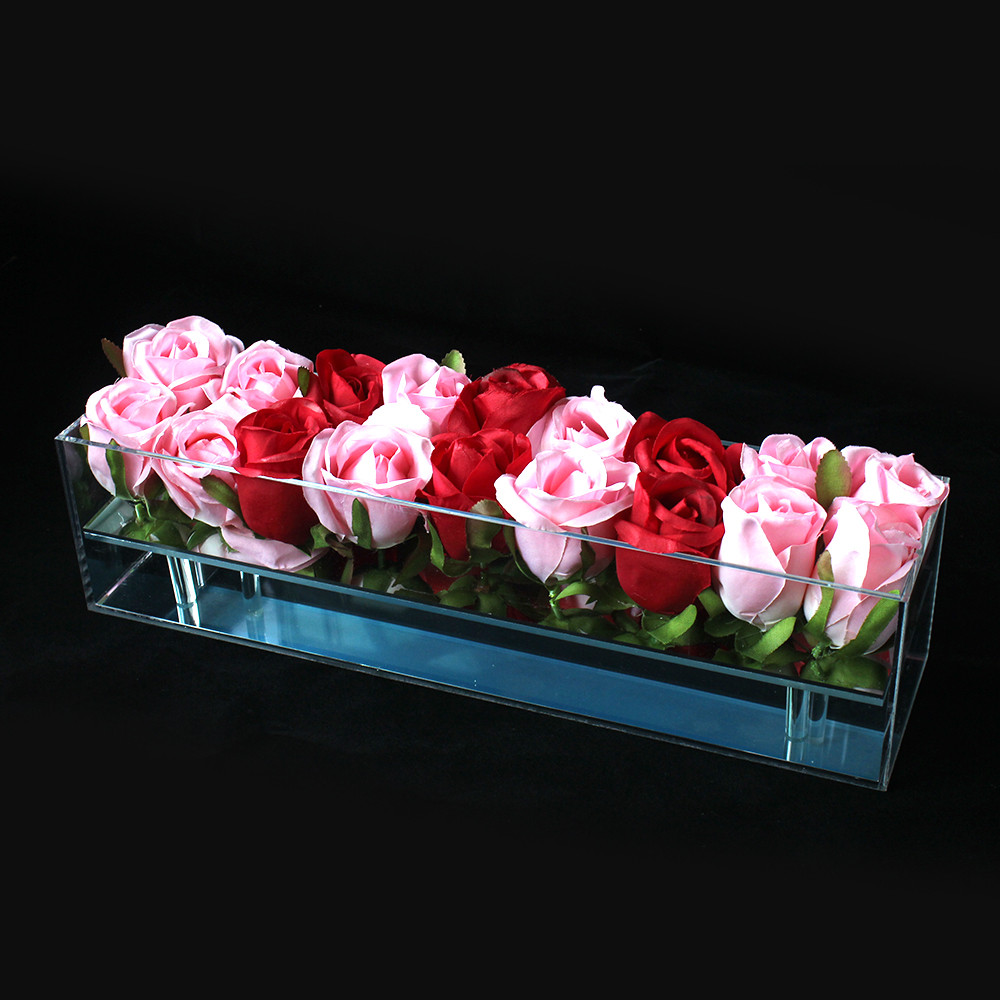 acrylic display case Jpg